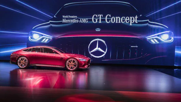 Немцы представили Mercedes-AMG GT Concept