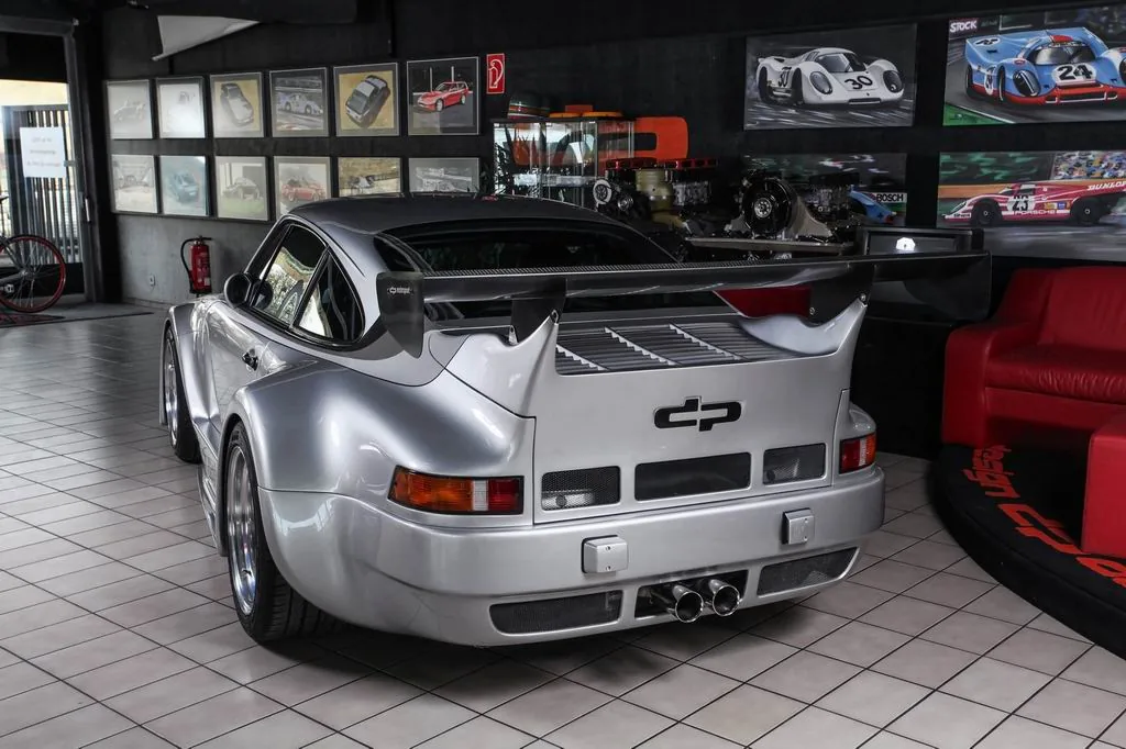 Porsche 911 Turbo (965) Porsche 911 Turbo (965)