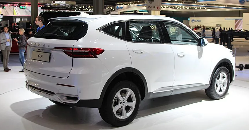 Представлен кроссовер Haval F7, который будут выпускать в России