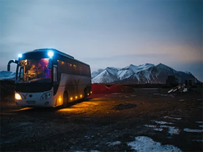 подорожувати автобусом